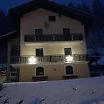 Haus Am Schloss Апартаменты Блайбург
