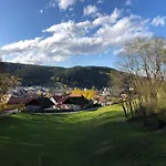 Haus Am Schloss דירה