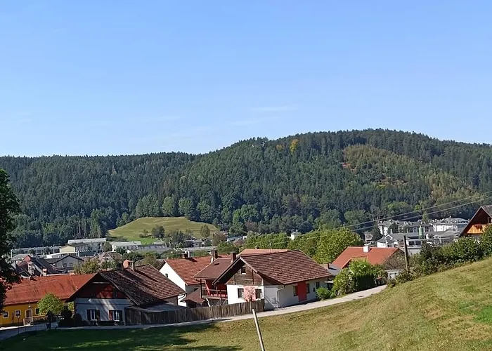 Haus Am Schloss Apartman *